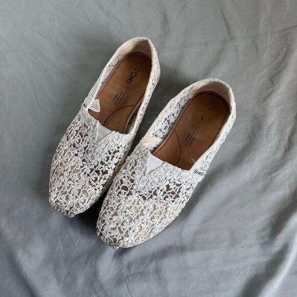 TOMS Women's size 7 Alpargata Crochet Slip on shoes - Picture 1 of 7